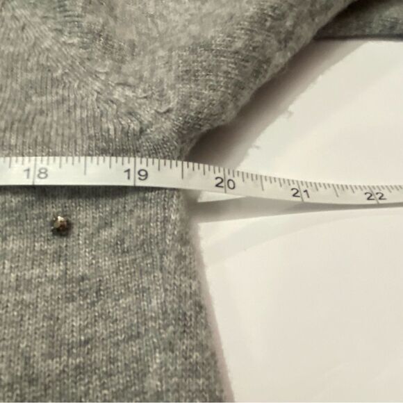 ii Sisters Heathered Gray Angora Fur Rhinestone Split Back Sweater Women's Med. - Picture 9 of 12